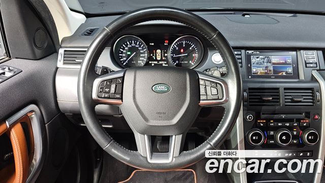 Land Rover Discovery Sport 2.0 TD4 HSE Luxury 2016 — фото 13