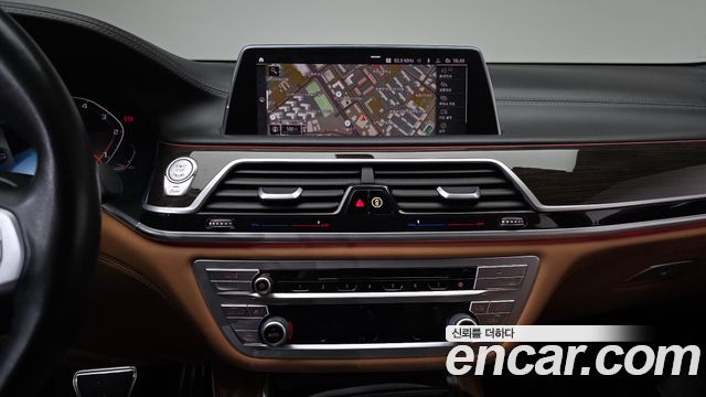BMW 7 Series (G11) 730d xDrive Design Pure Excellence 2020 — фото 14