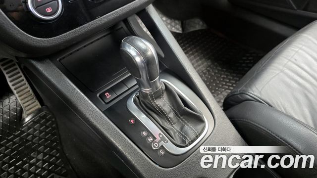 Volkswagen Scirocco 2.0 TSI R 2013 — фото 9