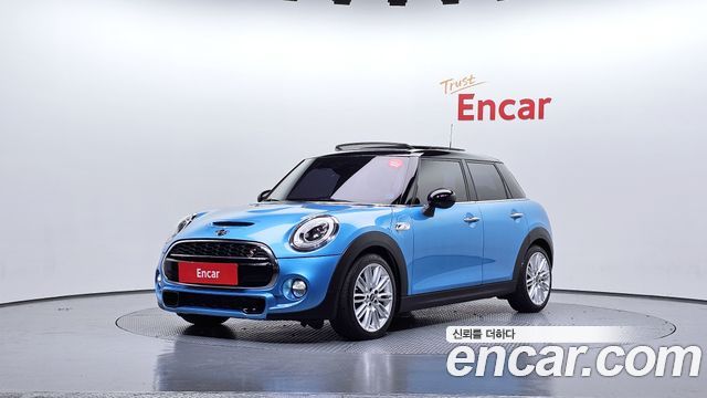 MINI Cooper S 5Door Standard 3rd