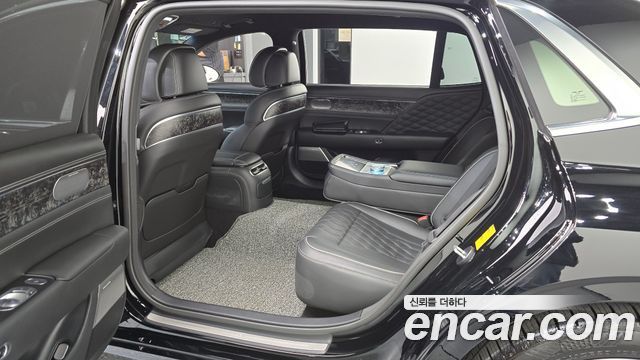 Genesis G90 (RS4) Gasoline 3.5 Turbo e-S/C AWD LWB 2023 — фото 11