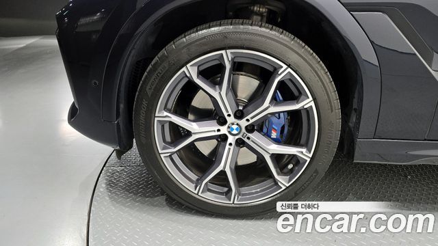 BMW X6 (G06) xDrive40i M Sport 2022 — фото 5