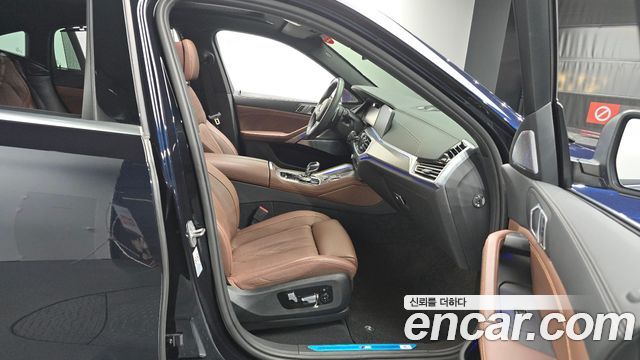 BMW X6 (G06) xDrive40i M Sport 2022 — фото 10