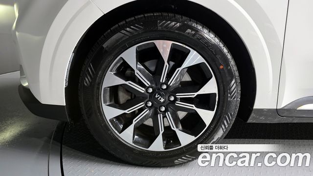 Kia Carnival (IV) Diesel 9-Seater Signature 2021 — фото 5