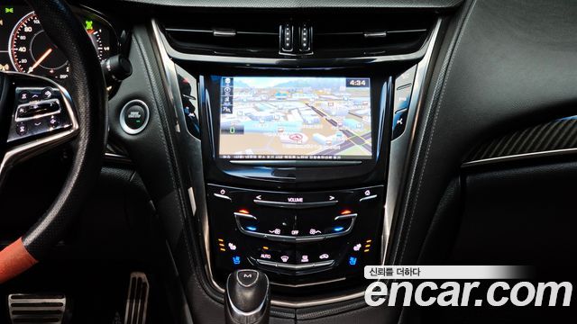 Cadillac CTS (III) 2.0 Premium 2015 — фото 14