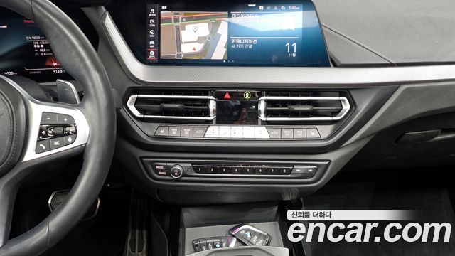 BMW 1 Series (F40) 120i M Sports 2023 — фото 14