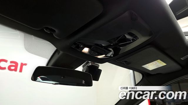 BMW 1 Series (F40) 120i M Sports 2023 — фото 18