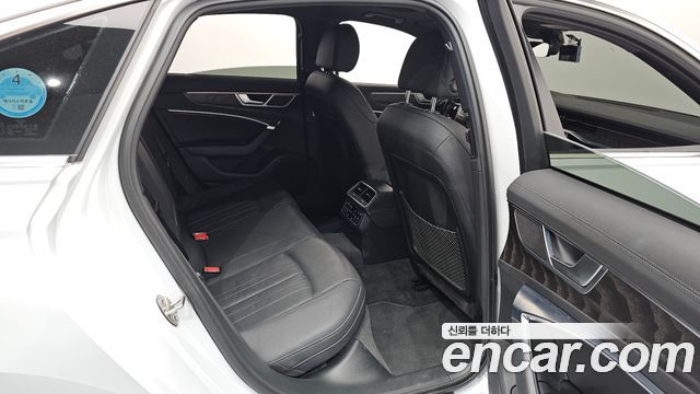 Audi A6 (C8) 45 TFSI Quattro Premium 2021 — фото 12