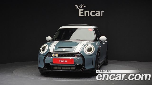 MINI Cooper S 5Door Multitione Edition 3rd 2023 — фото 3
