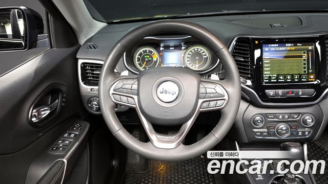 Jeep Cherokee (KL) 2.4 Limited AWD 2022 — фото 6