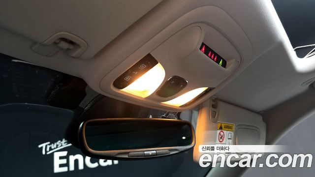 Jeep Cherokee (KL) 2.4 Limited AWD 2022 — фото 17