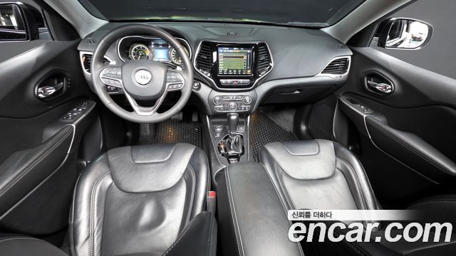 Jeep Cherokee (KL) 2.4 Limited AWD 2022 — фото 19