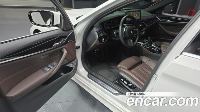 BMW 5 Series (G30) 530i xDrive M Sport Package 2022 — фото 11