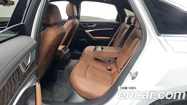 Audi A6 (C8) 40 TDI Quattro Premium 2023 — фото 16