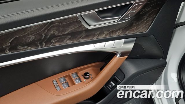 Audi A6 (C8) 40 TDI Quattro Premium 2023 — фото 24