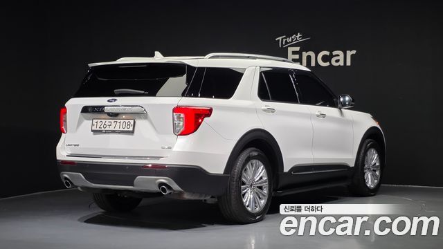 Ford Explorer (VI) 2.3 LimIted 4WD 2020 — фото 2