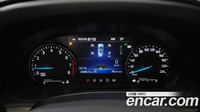 Ford Explorer (VI) 2.3 LimIted 4WD 2020 — фото 8