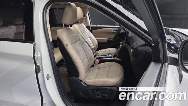 Ford Explorer (VI) 2.3 LimIted 4WD 2020 — фото 11