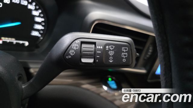 Ford Explorer (VI) 2.3 LimIted 4WD 2020 — фото 17