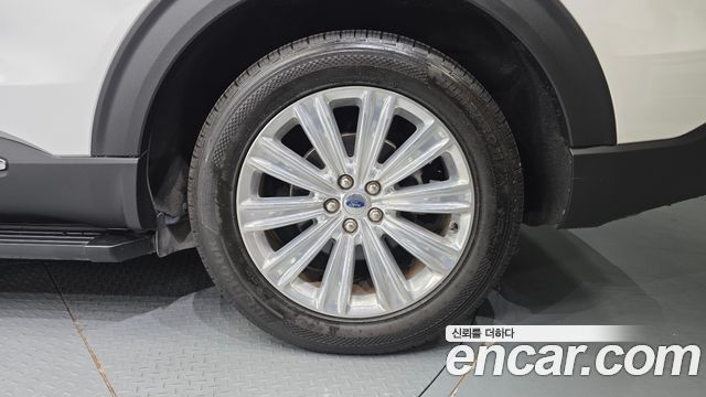 Ford Explorer (VI) 2.3 LimIted 4WD 2020 — фото 21