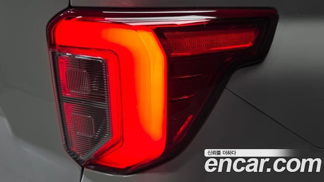 Ford Explorer (VI) 2.3 LimIted 4WD 2020 — фото 23