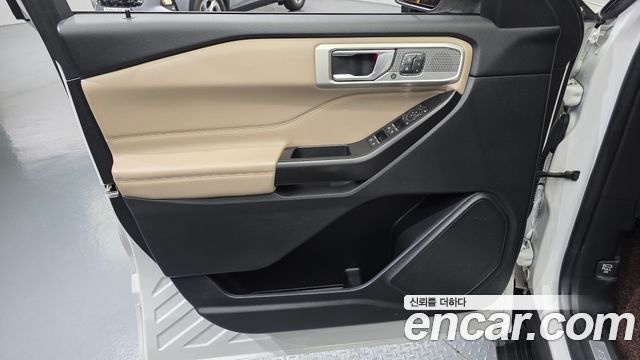 Ford Explorer (VI) 2.3 LimIted 4WD 2020 — фото 24