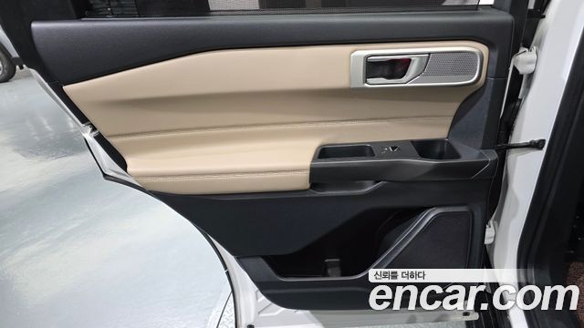 Ford Explorer (VI) 2.3 LimIted 4WD 2020 — фото 25