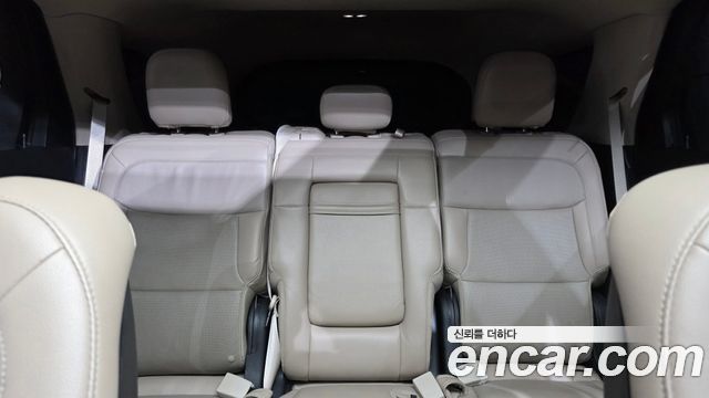 Ford Explorer (VI) 2.3 LimIted 4WD 2020 — фото 32