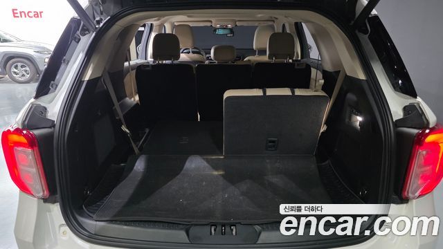 Ford Explorer (VI) 2.3 LimIted 4WD 2020 — фото 35