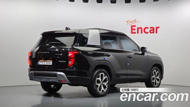 KG Mobility (SsangYong) Torres Gasoline 1.5 4WD T7 2023 — фото 2