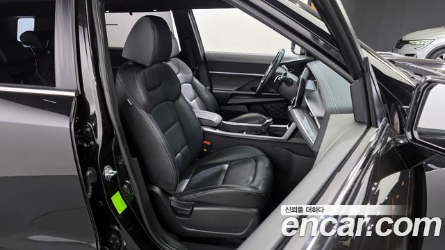 KG Mobility (SsangYong) Torres Gasoline 1.5 4WD T7 2023 — фото 12