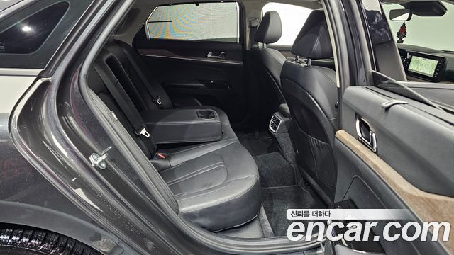 Kia K5 (III) 1.6 Turbo Noblesse 2023 — фото 12