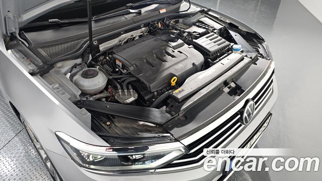 Volkswagen Passat GT (B8) 2.0 TDI Prestige 2021 — фото 6