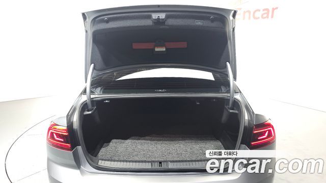 Volkswagen Passat GT (B8) 2.0 TDI Prestige 2021 — фото 24