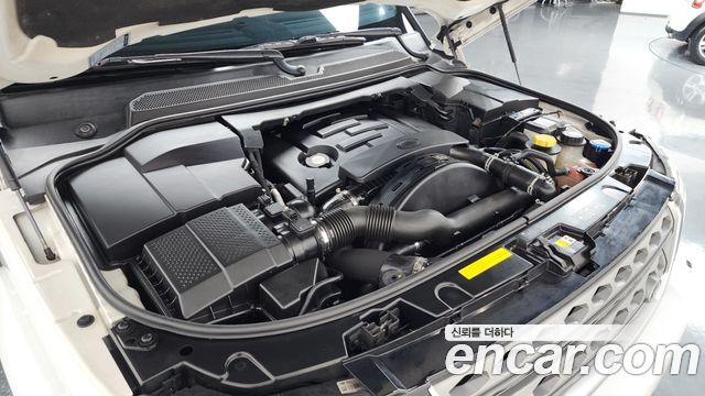 Land Rover Discovery 4 3.0 SDV6 SE 2016 — фото 6