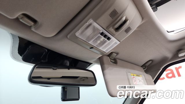 Land Rover Discovery 4 3.0 SDV6 SE 2016 — фото 17