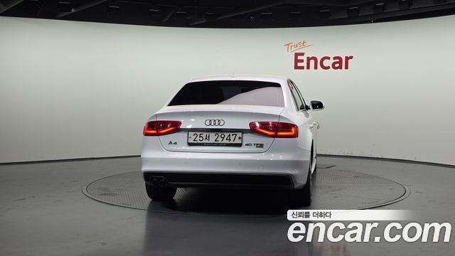 Audi A4 40 TFSI Quattro Dynamic B8 2015 — фото 4