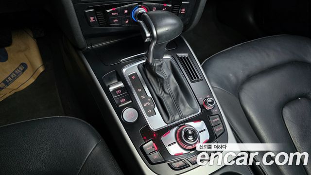 Audi A4 40 TFSI Quattro Dynamic B8 2015 — фото 9