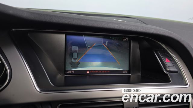 Audi A4 40 TFSI Quattro Dynamic B8 2015 — фото 15