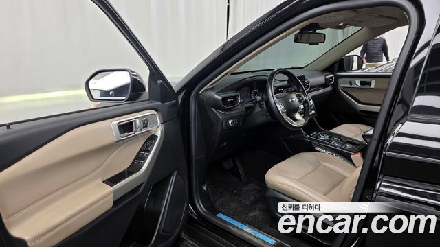 Ford Explorer (VI) 2.3 LimIted 4WD 2021 — фото 10