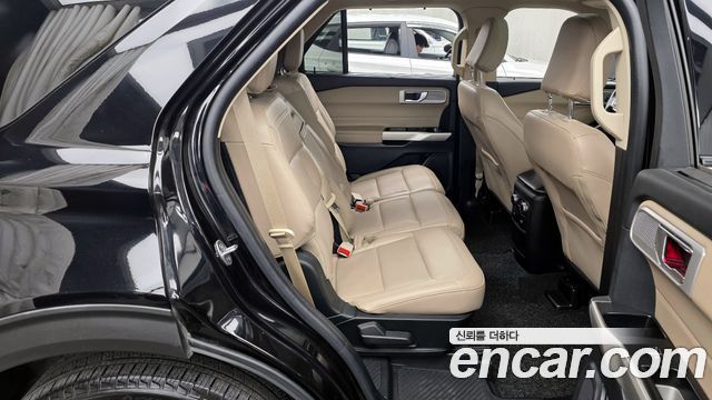 Ford Explorer (VI) 2.3 LimIted 4WD 2021 — фото 12