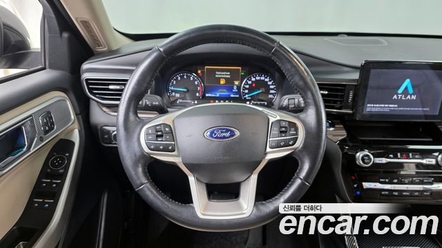 Ford Explorer (VI) 2.3 LimIted 4WD 2021 — фото 13