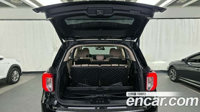 Ford Explorer (VI) 2.3 LimIted 4WD 2021 — фото 20