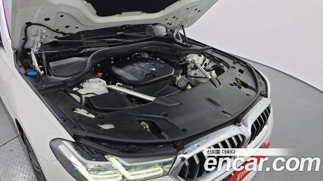 BMW 6 Series GT (G32) 620d Luxury 2022 — фото 6