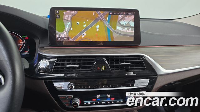 BMW 6 Series GT (G32) 620d Luxury 2022 — фото 14
