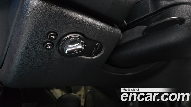 MINI Cooper S 5Door Standard 3rd 2018 — фото 14