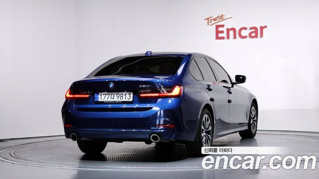 BMW 3 Series (G20) 320i 2023 — фото 2