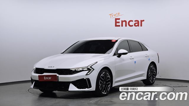 Kia K5 (III) 1.6 Turbo Noblesse 2025 — фото 1