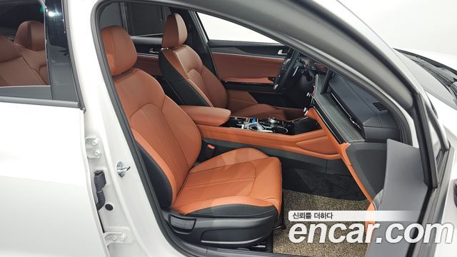 Kia K5 (III) 1.6 Turbo Noblesse 2025 — фото 10