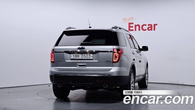 Ford Explorer 3.5 Limited 4WD 5th 2015 — фото 4